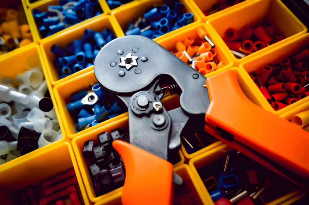 Ratcheting Crimping Tool for 10-22 AWG Insulated Terminals